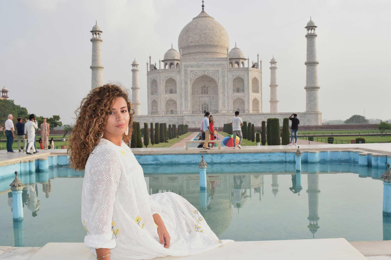 Taj Mahal: Sunrise Guided Tour with Express Entry Tickets Express Entry Ticket Taj Mahal Tour with Car+Guide+Tickets
