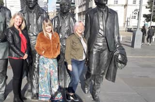 Liverpool: 2-stündige Best of the Beatles Highlights Taxi Tour