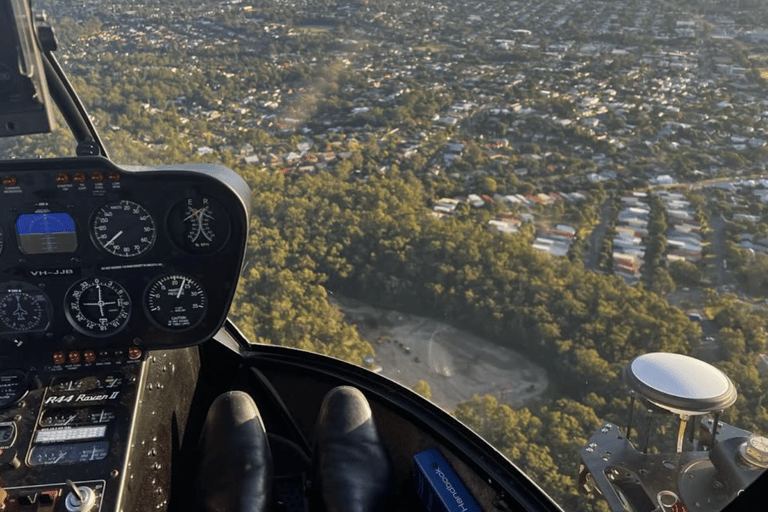 Brisbane: 2.5 Hour Luxury Helicopter & Wine Tour Experience
