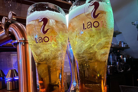 Vientiane: Guided Nightlife Tour with Street Food & Bar