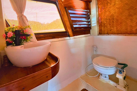 Krabi: Luxury Vintage Wooden Boat Cruise With Island Hopping Private: One day 4 Islands Tour