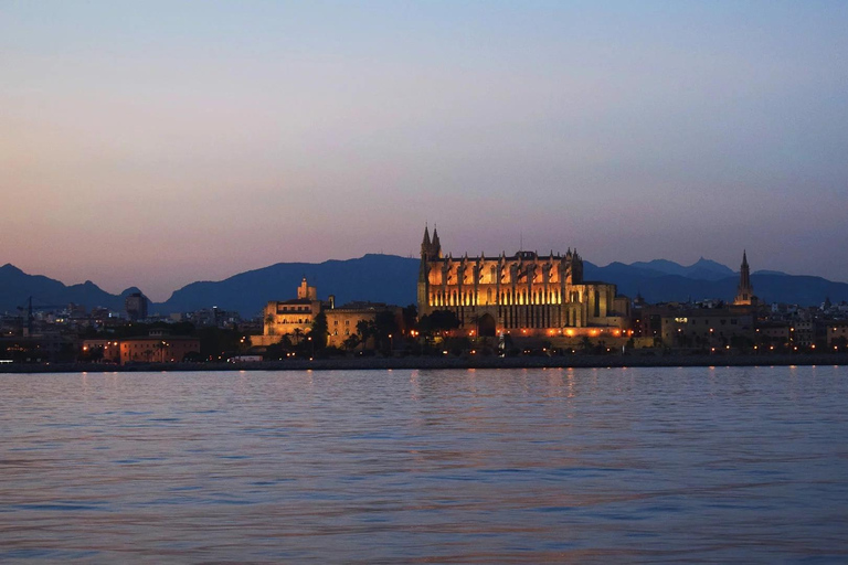 Palma: Sunset Sailing Trip with Tapas and Paddleboard