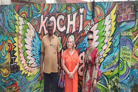 Kochi: Tuk-Tuk-Ausflug mit versteckten SchätzenKochi: Ausflug mit dem Tuk-Tuk zu versteckten Schätzen