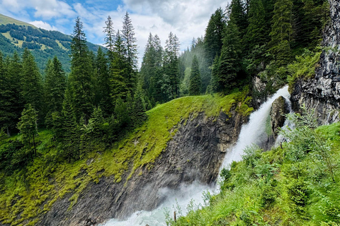 جولة بدراجة كهربائية في وادي روزنلاوي من إنترلاكن