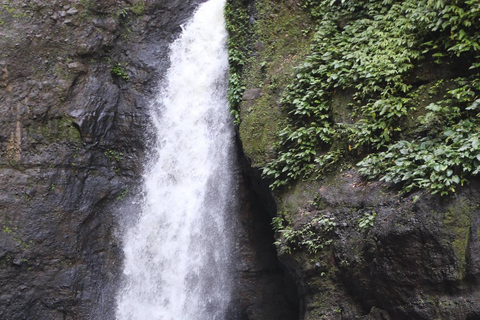 Cataratas de Pagsanjan: Excursión de un día con traslados desde Manila PRIVADA