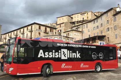 Florenz: 2-in-1-Zug & Bus von/nach Assisi Centro Florenz: 2-in-1-Zug & Bus von/nach Assisi Centro
