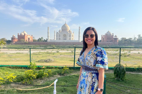 Från Delhi: Agra övernattningstur med Fatehpur SikriRundtur med 5-stjärnigt hotellboende.