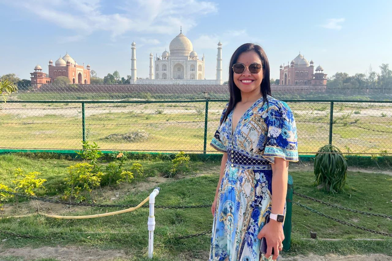 Från Delhi: Agra övernattningstur med Fatehpur SikriRundtur med 5-stjärnigt hotellboende.