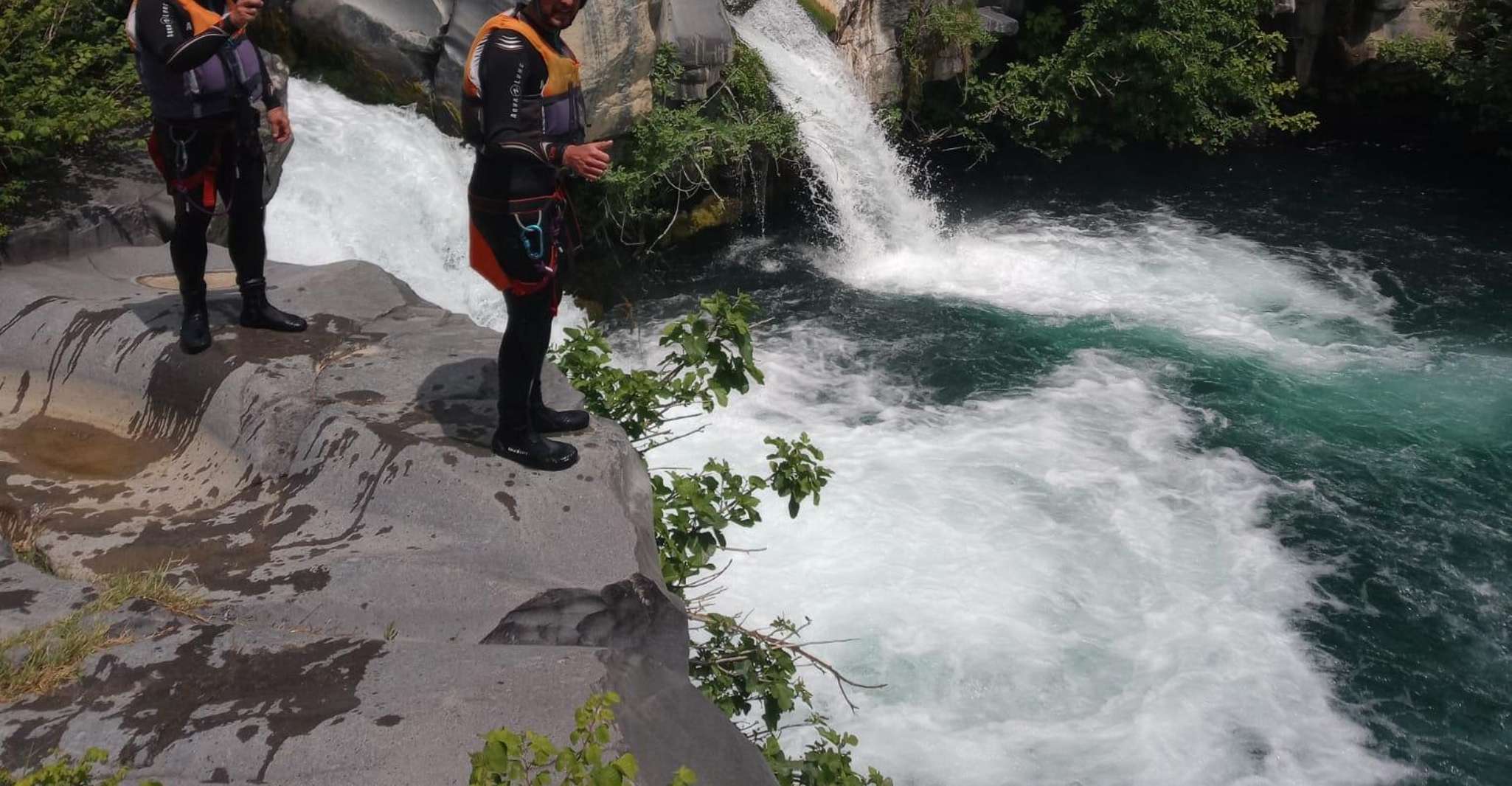 Alcantara River Jumps et Canyoning, une véritable aventure - Hizvo