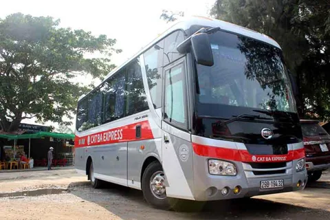 Bus transfer from Cat Ba to Hanoi