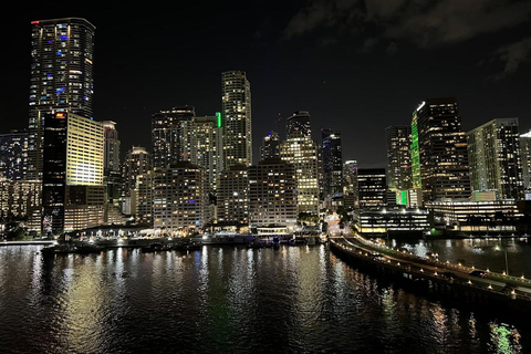 Miami: Party Yacht Cruise with Open Bar and DJ