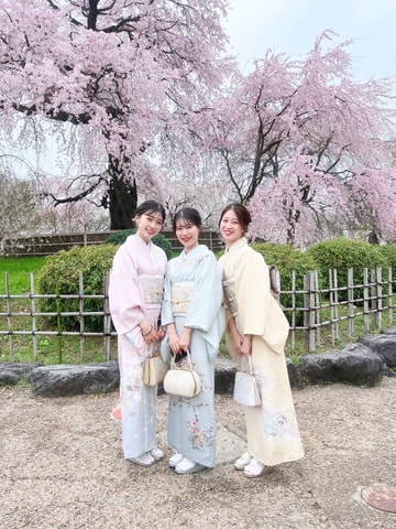 Kyoto (Gion): Kimono Experience for Kids & Families at WARGO