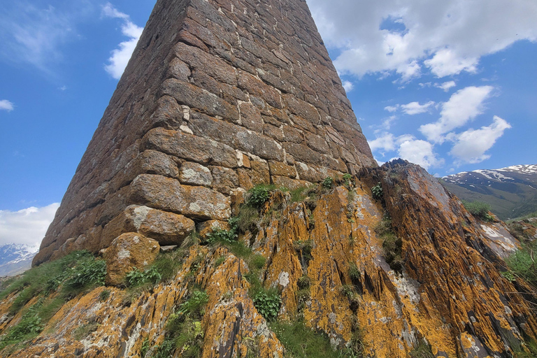 Tbilisi: Kazbegi Day Trip with Gergeti Trinity Church