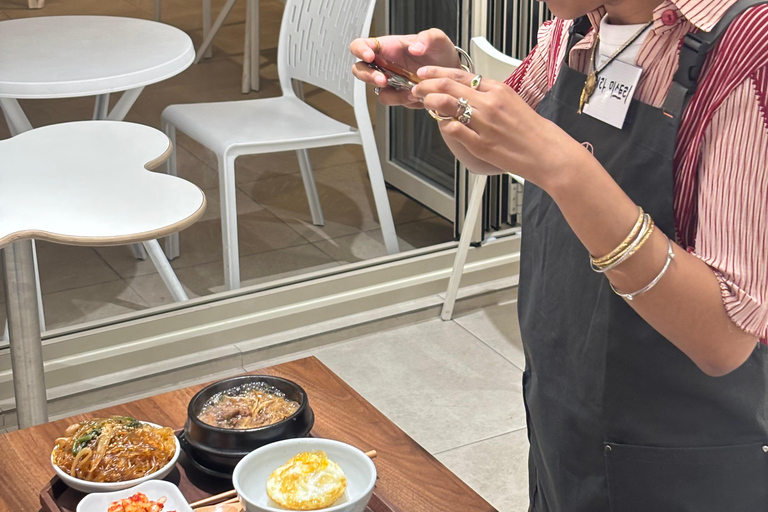 Busan: Market Tour, Cooking Class, and Games