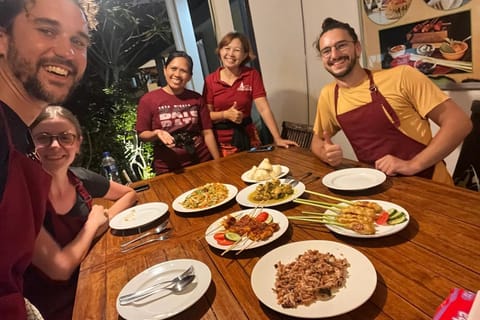 Ungasan Cooking Class & Market Tour in Uluwatu Free Pickup