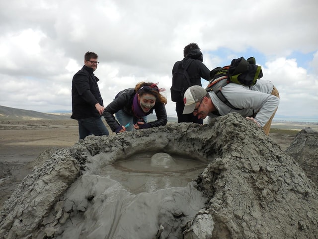 Baku's Top 5: Gobustan, Mud, Ateshgah, Yanardag, H.A. Center