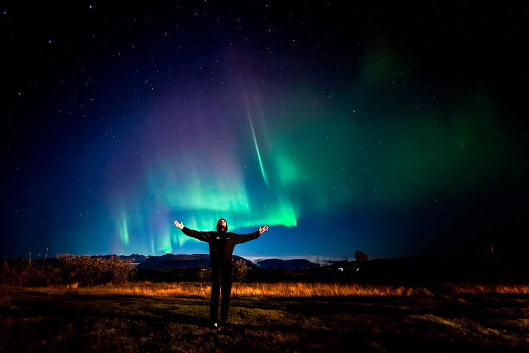 Excursión a Reikiavik para ver auroras boreales en 4x4. Grupo reducido Premium