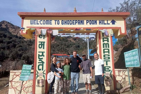 Pokhara: 4-Day Ghorephani and Poon Hill Private Trek
