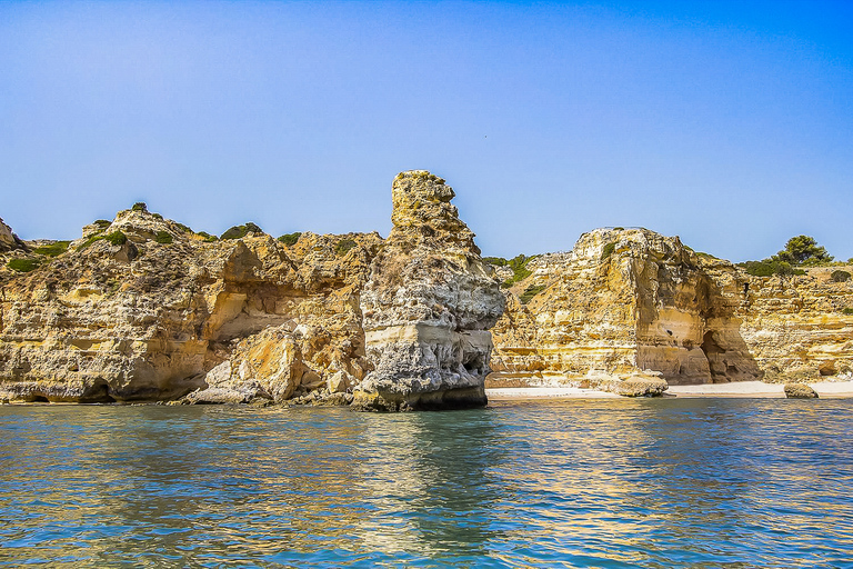 Portimão: Benagil Caves Speed Boat Tour with Sunset Option Private Tour in French
