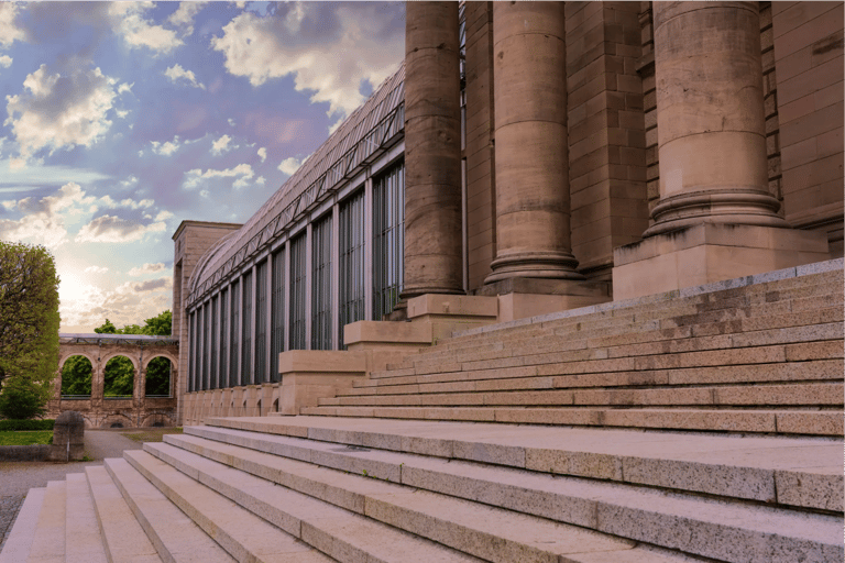 Munich: 1913–1945 Film & Third Reich Origins Multimedia Tour