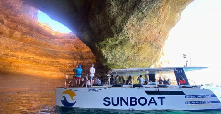 Portimão: Benagil Caves & Golden Coast Eco Catamaran Tour