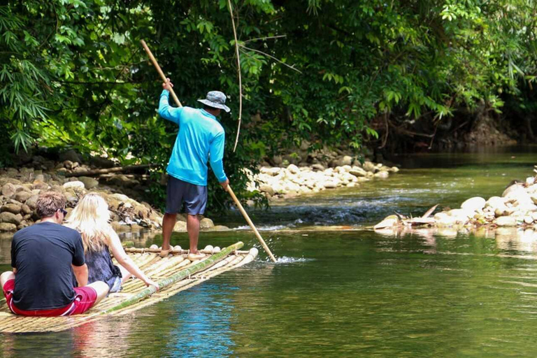 Khao Lak: Rafting, banho de elefante e excursão ao centro de tartarugas marinhasTour particular