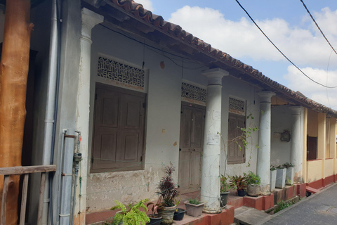 Galle Fort: Walk Through 400 Years of Sparking Stories