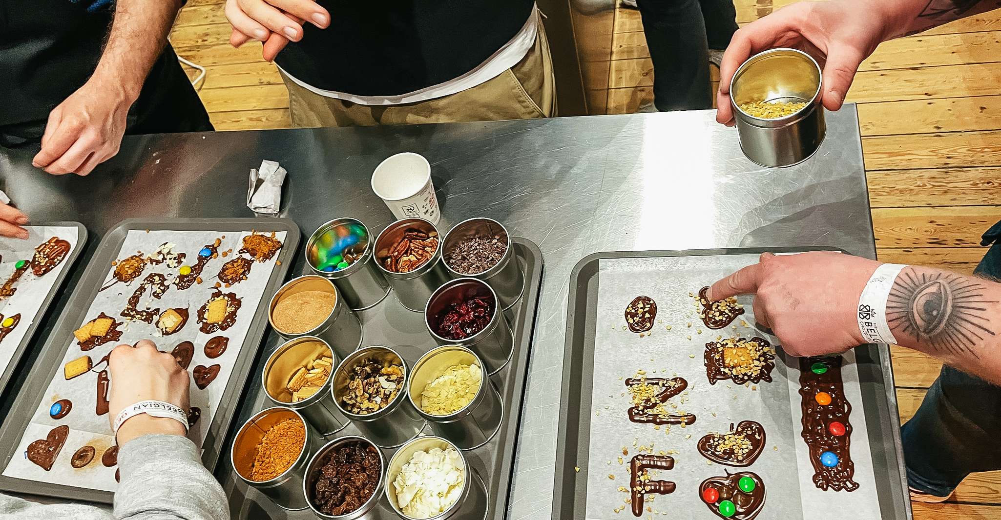 Bruxelles, workshop belga per la produzione di cioccolato con degustazioni - Hizvo