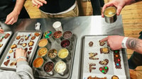 Bruxelles, workshop belga per la produzione di cioccolato con degustazioni - Hizvo