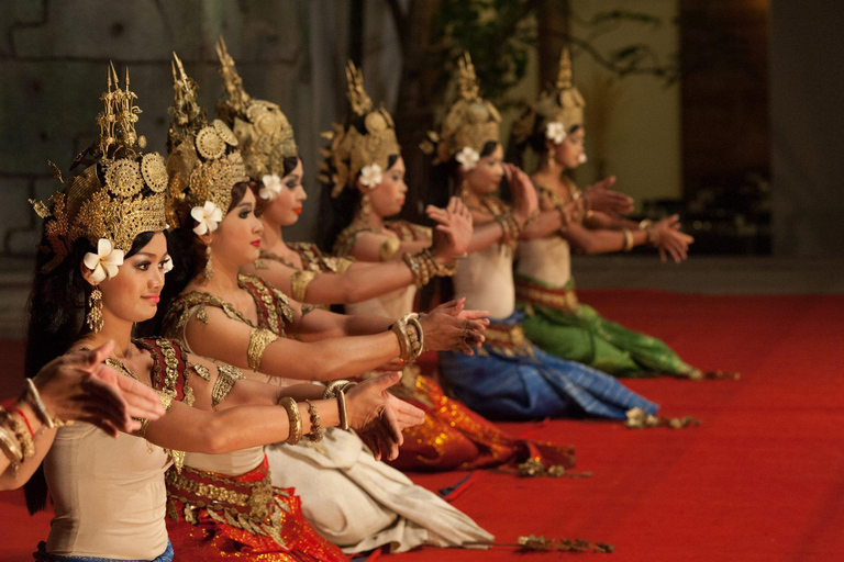 Dîner spectacle de danse Apsara, prise en charge aller-retour incluse.Dîner spectacle de danse Apsara avec prise en charge à l&#039;hôtel