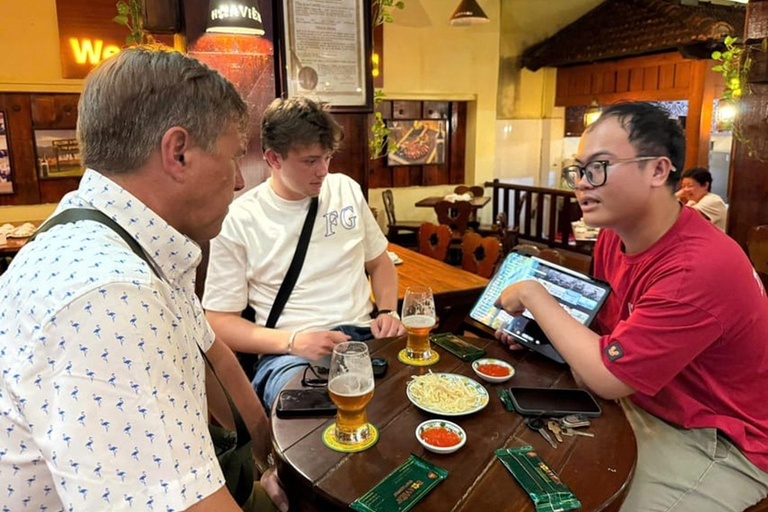 Ho Chi Minh Stad: Kroegentocht met drankjes en gids