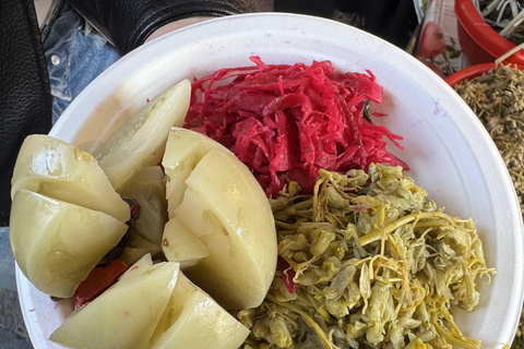 Tbilisi: Khinkali Kitchens Food Tour with 12+ Tastings