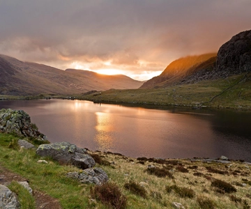 From London: North Wales, Snowdonia & Caernarfon Castle Tour