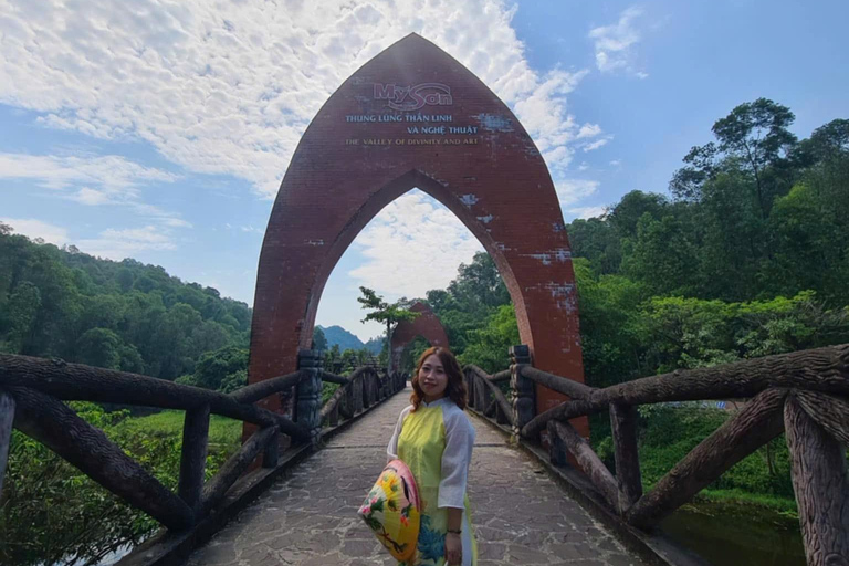 Hoi An/Da Nang: Golden Bridge, Marble Mt & My Son Sanctuary