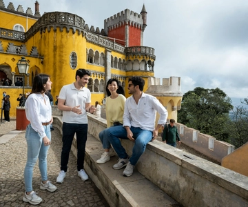 From Lisbon: Fátima, Nazaré and Sintra Guided Tour
