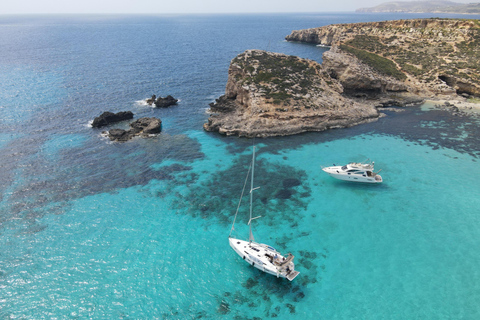 Ultimate Full-Day Yacht Experience Ultimate Full-Day Luxury Catamaran Experience