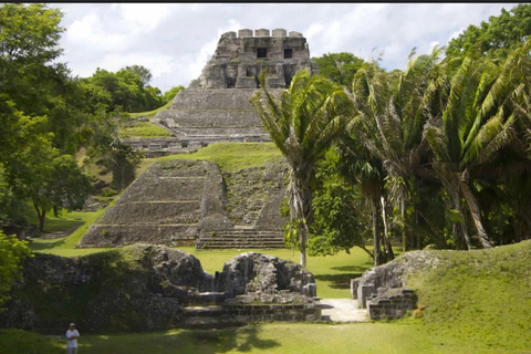 圣佩德罗：拉马奈玛雅神庙和河流导览游圣佩德罗：拉马奈玛雅寺庙和河流导览游
