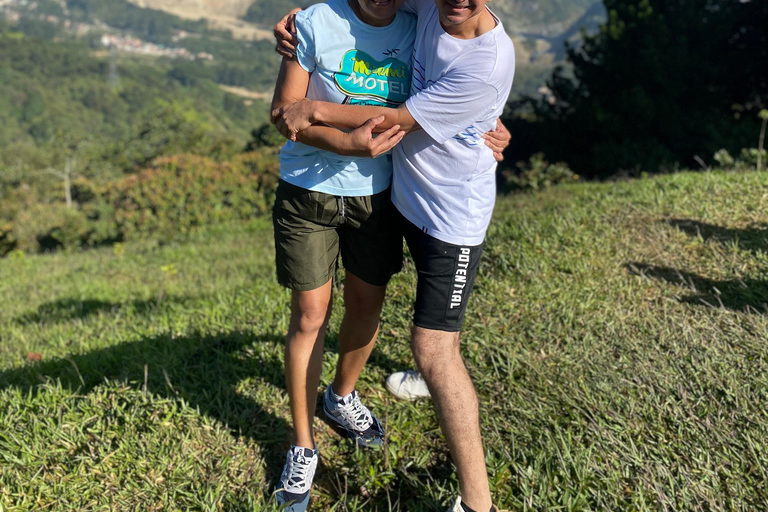 MEDELLÍN: Wandelen naar de wolken: ontdek de Cerro de las 3 Cruces (heuvel met 3 kruizen)