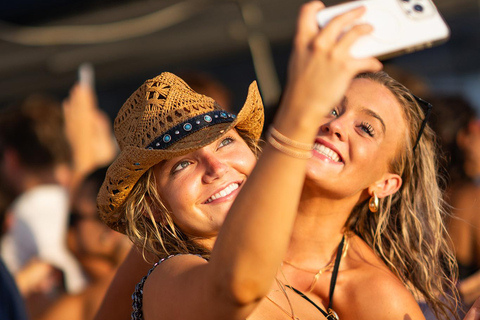 Ibiza: Sunset Boat Party at Ibiza Boat Club with Open Bar Aftersun Ibiza Sunset Boat Party: Early Bird Phase 1