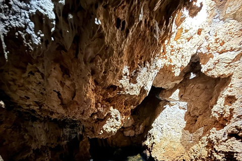 Diepe grotten in Cabarete met rondleiding en zwemmen