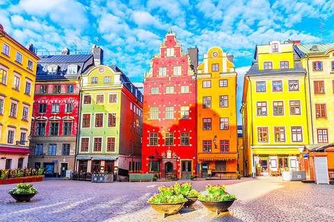 Stockholm: Royal Palace Entry & Gamla Stan Guided Tour