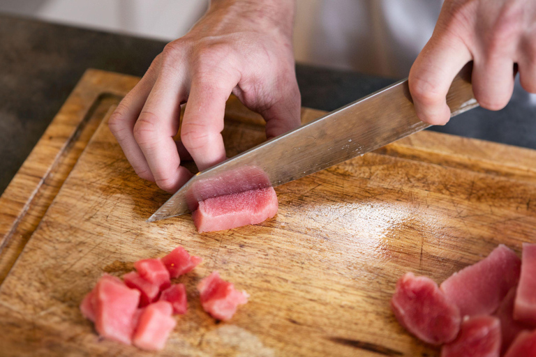 Houston: Fun Sushi & Poke Making Class With a Local Chef