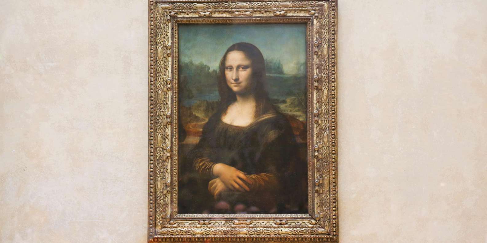 Louvre & Mona Lisa Small Group Tour with Reserved Entry