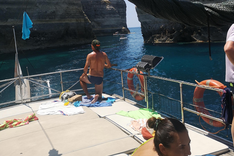 Lampedusa: Yacht excursion, swimming stops and typical lunch