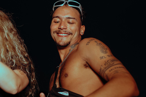 Rio de Janeiro: Sunset Boat Party with DJ and Drinks