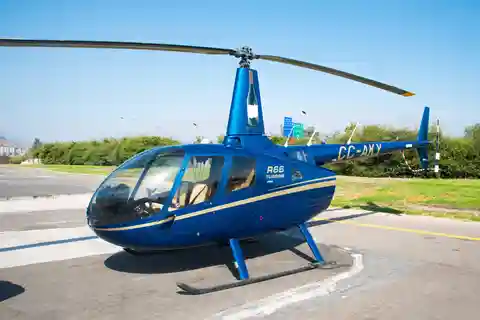 Tour particular de helicóptero sobre Santiago com transporte para o hotel