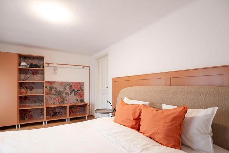 2-day experience from Vienna: Wachau & Melk Abbey – Private tour & nature break