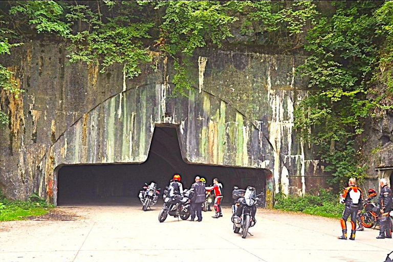 萨格勒布：普利特维采湖、战争历史和野生动物之旅