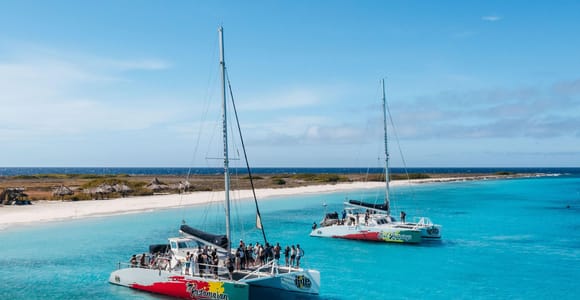 Curacao: Klein Curacao Catamaran Day Trip with Snorkeling