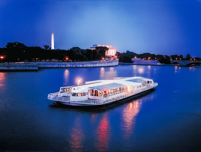 DC : Brunch gastronomique, déjeuner ou dîner-croisière à bord de l&#039;Odyssey